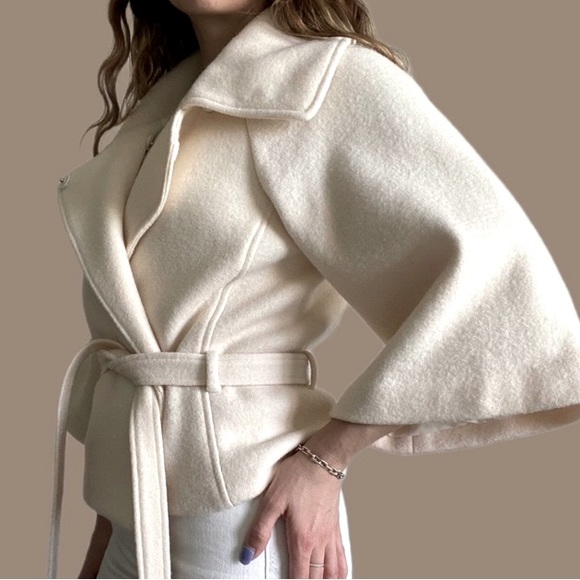 Club Monaco Jackets & Blazers - CLUB MONACO Cropped Wool Coat (M)